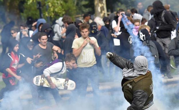 Manifestantes en París.