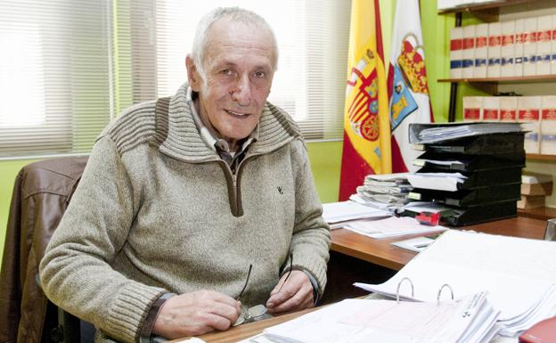 Fallece el concejal de Urbanismo y Obras de Reocín, el regionalista Fermín San José
