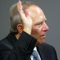 Schaeuble defiende la presencia del Ejército en el Mundial por la amenaza terrorista/