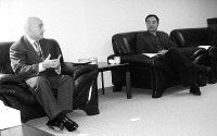 Del Olmo y el director del Puerto de Guangzhou, Ou Yu Wei. / DM/