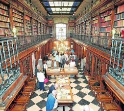 Imagen de la Biblioteca Menéndez Pelayo. /ANDRÉS FERNÁNDEZ/