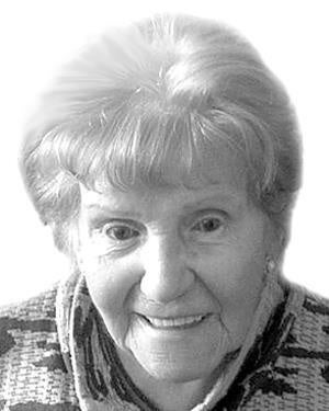 DOÑA CELIA NAVAMUEL FERNÁNDEZ