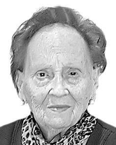 DOÑA MARÍA DE LAS CANDELAS FERNÁNDEZ FERNÁNDEZ