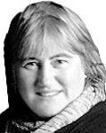 DOÑA MARÍA ÁNGELES ÁLVAREZ LANDERAS