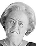 DOÑA MARÍA DEL CARMEN MARTÍNEZ MANTECÓN