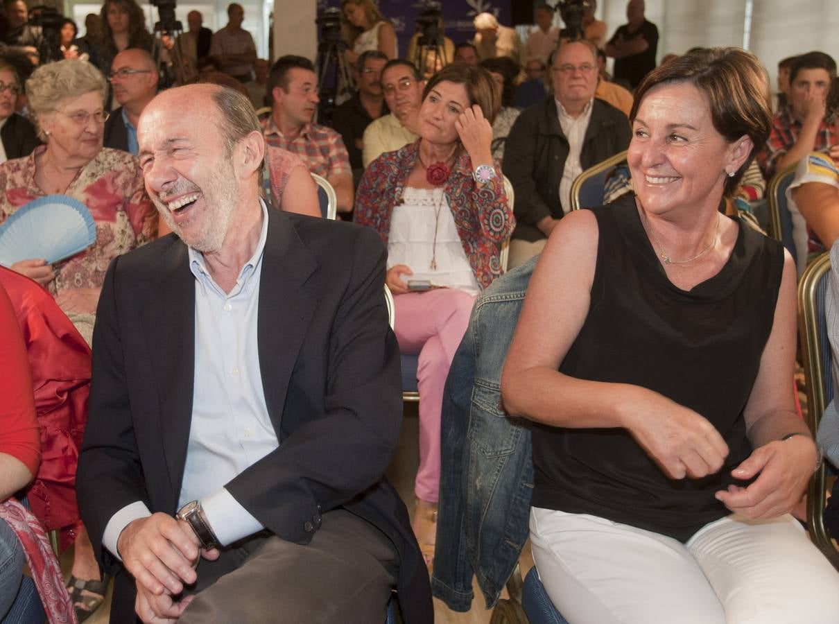 Encuentro de Pérez Rubalcaba en Solares