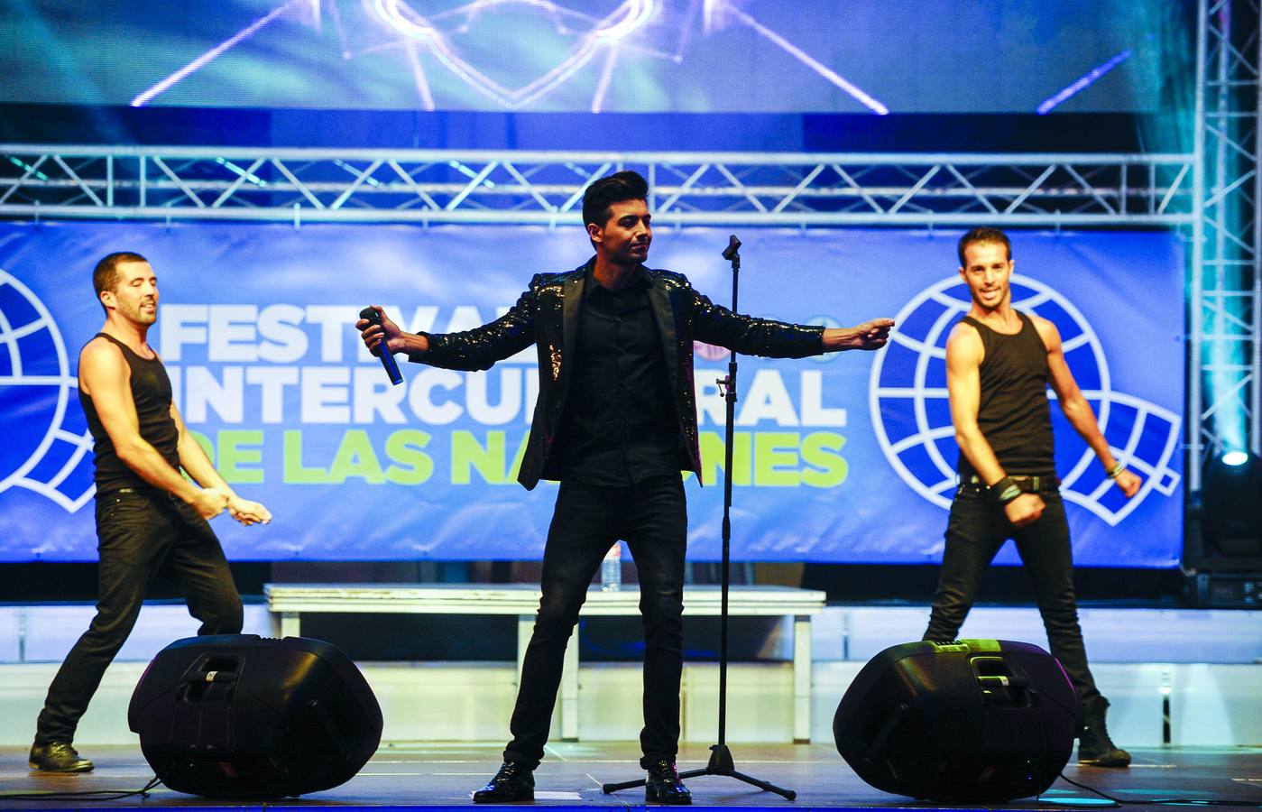 Jorge González arrasa en el Festival Intercultural