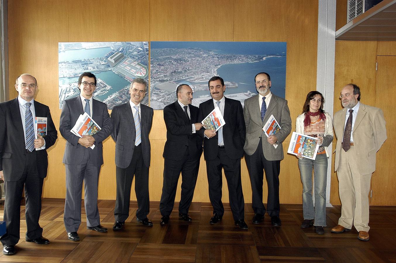 Repaso gráfico a la trayectoria del historiador José Luis Casado Soto