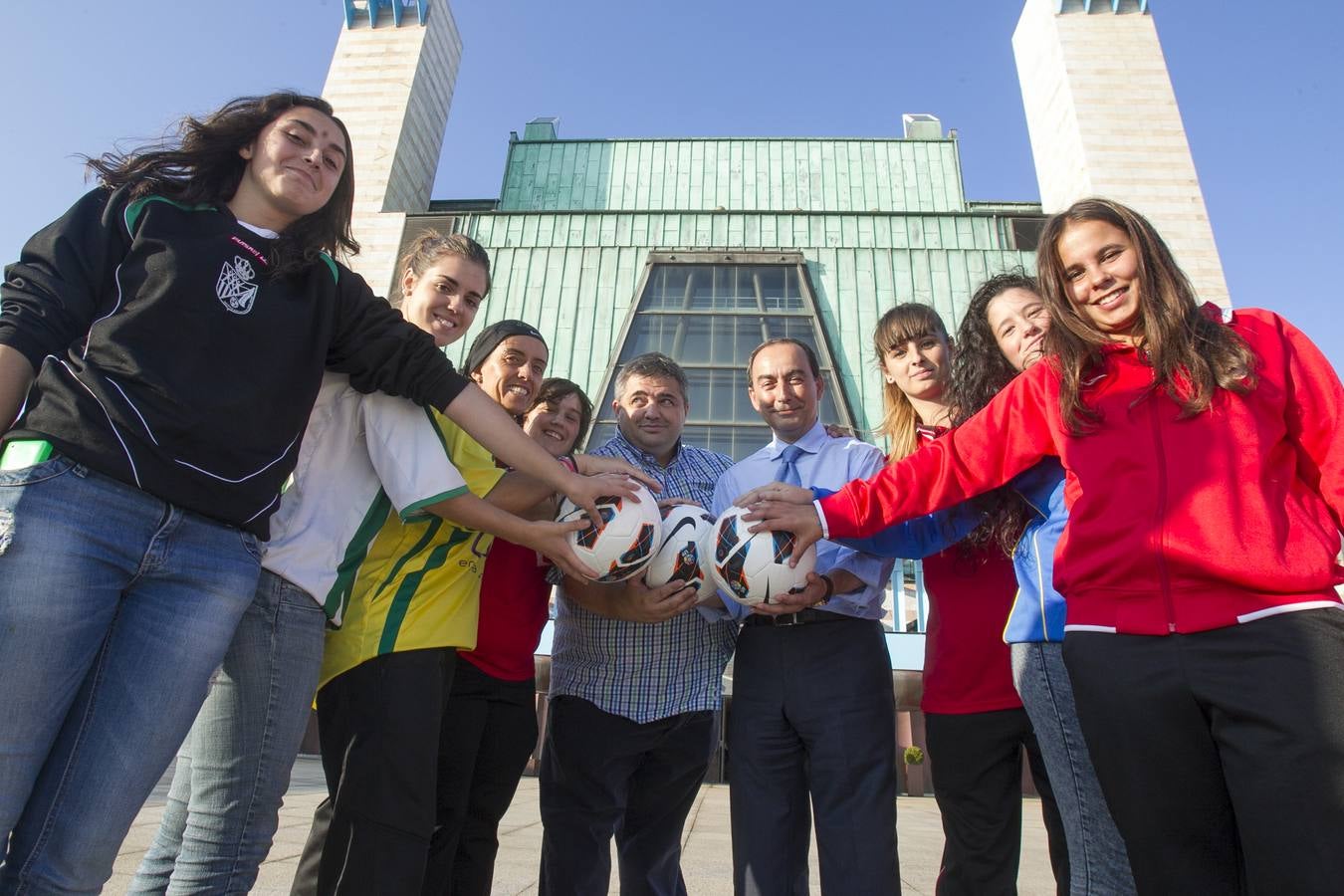 Presentación del equipo de fútbol femenino