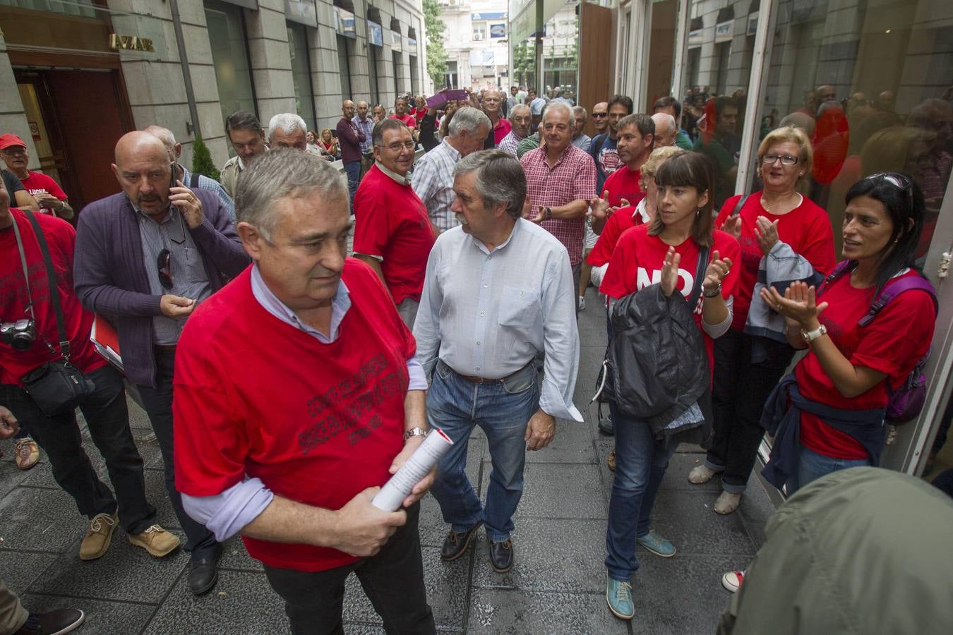 Reunión para la firma del acuerdo de Sniace