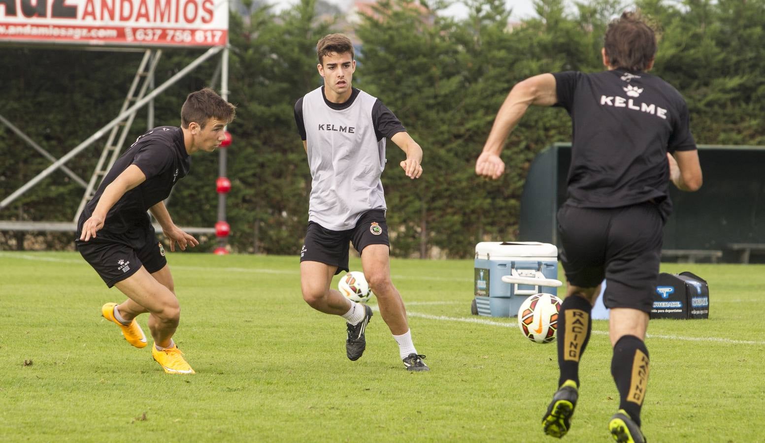 El Racing prepara el encuentro ante el Barcelona B