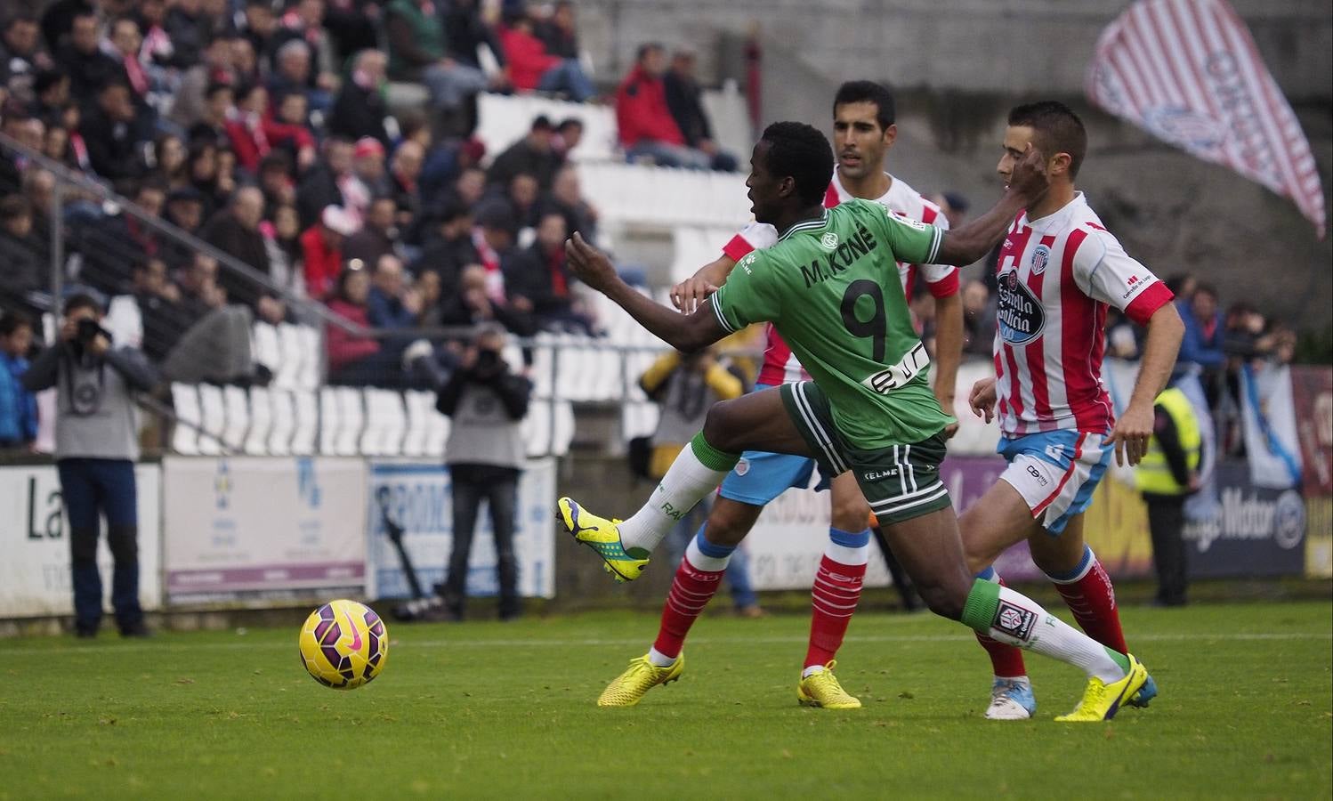 El Racing empata en Lugo sin goles