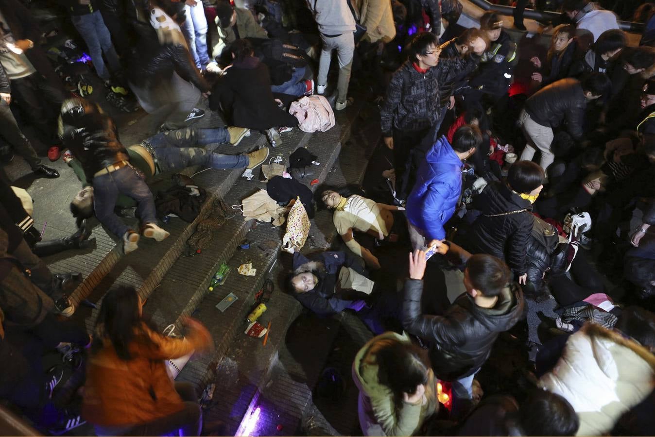 Estampida mortal en una fiesta de Año Nuevo en Shangay
