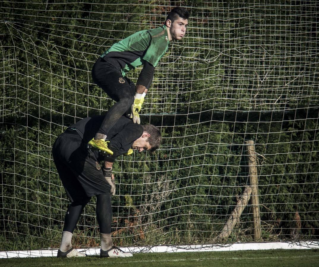 El Racing prepara el partido contra la Ponferradina