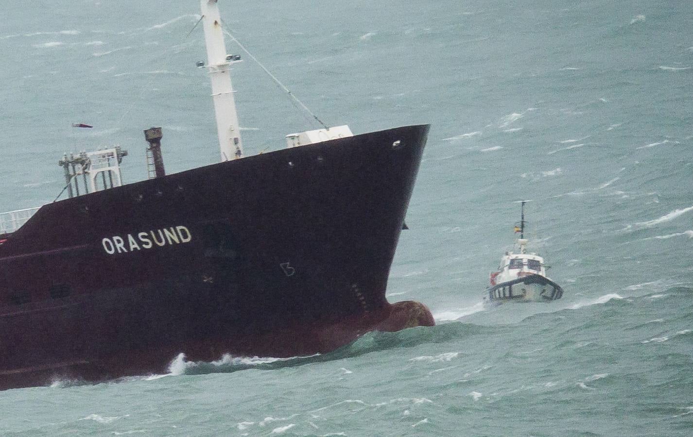 Buscando refugio en la bahía de Santander