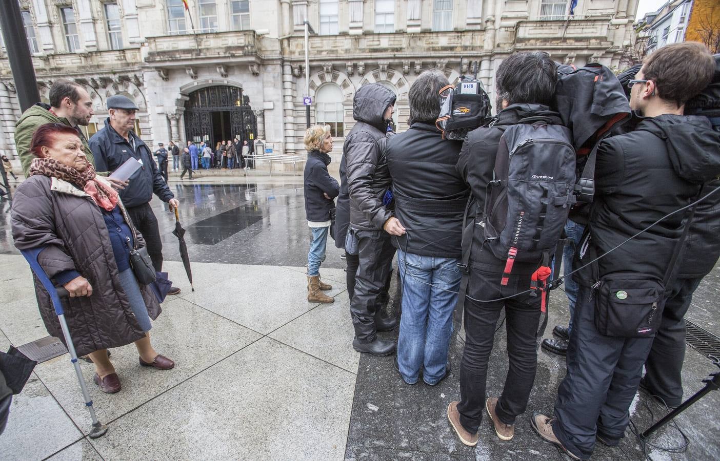 La familia de Amparo apela a la 'humanidad' del Ayuntamiento