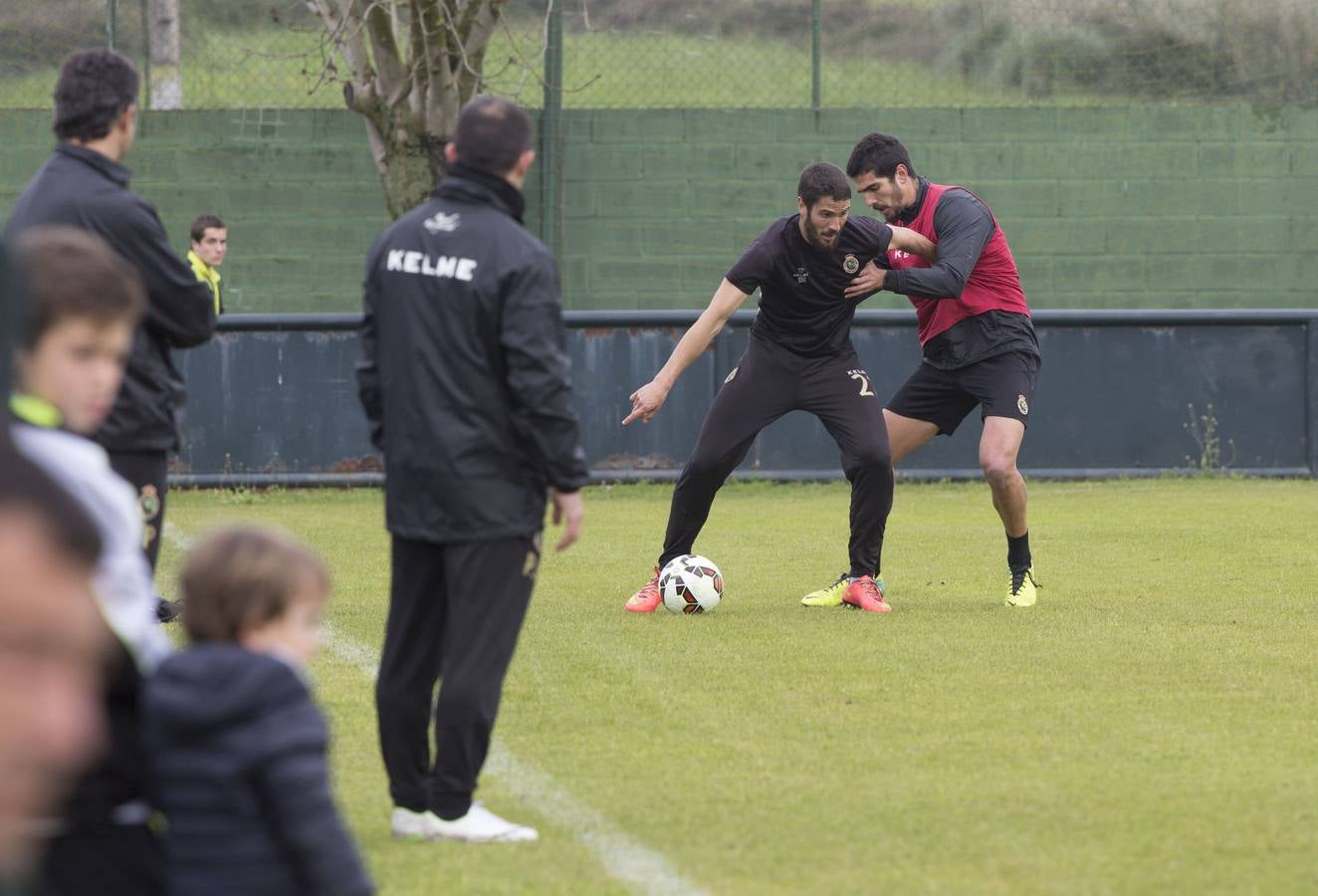 El Racing prepara el encuentro ante el Mallorca