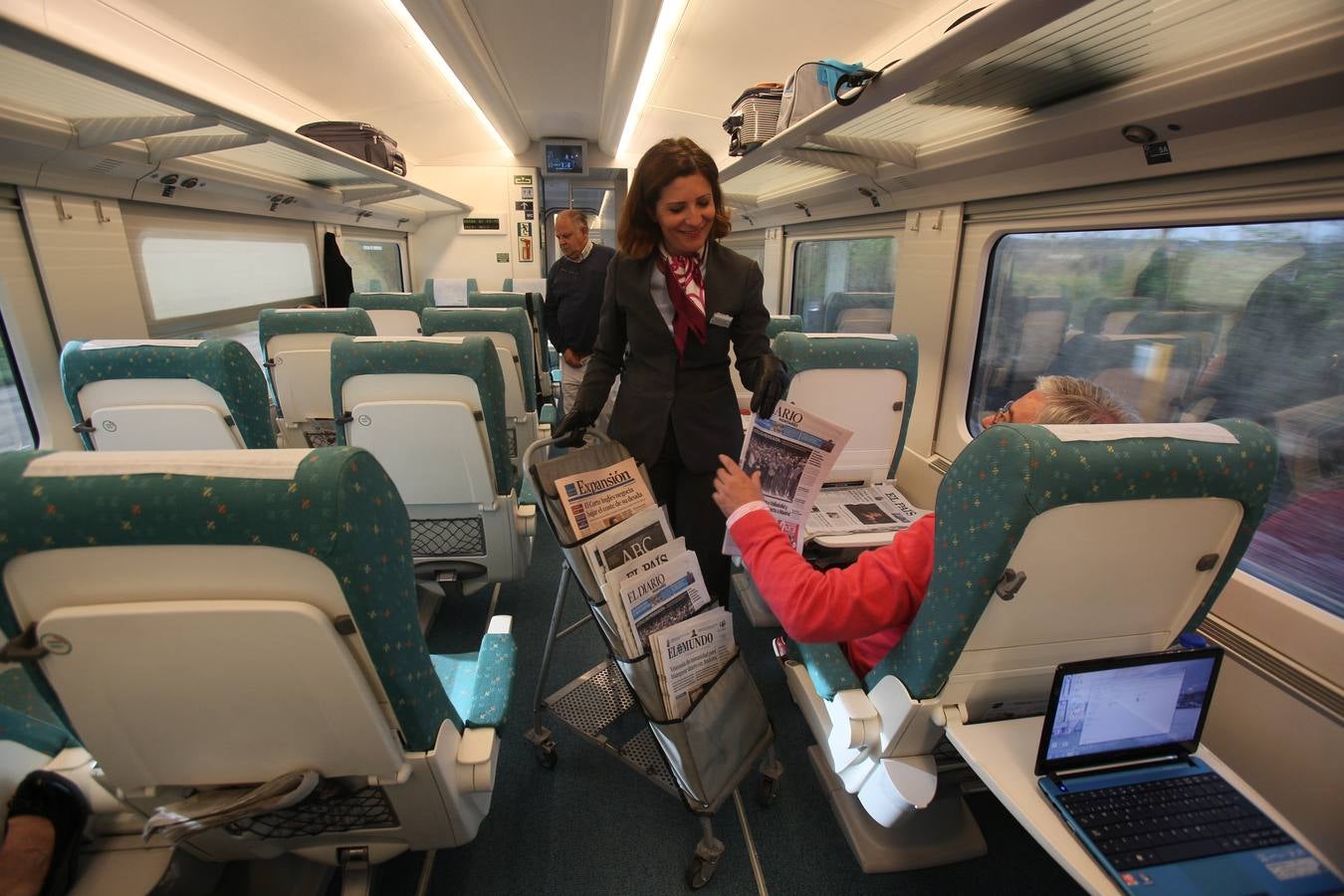 Viaje en el primer tren semidirecto hasta Madrid