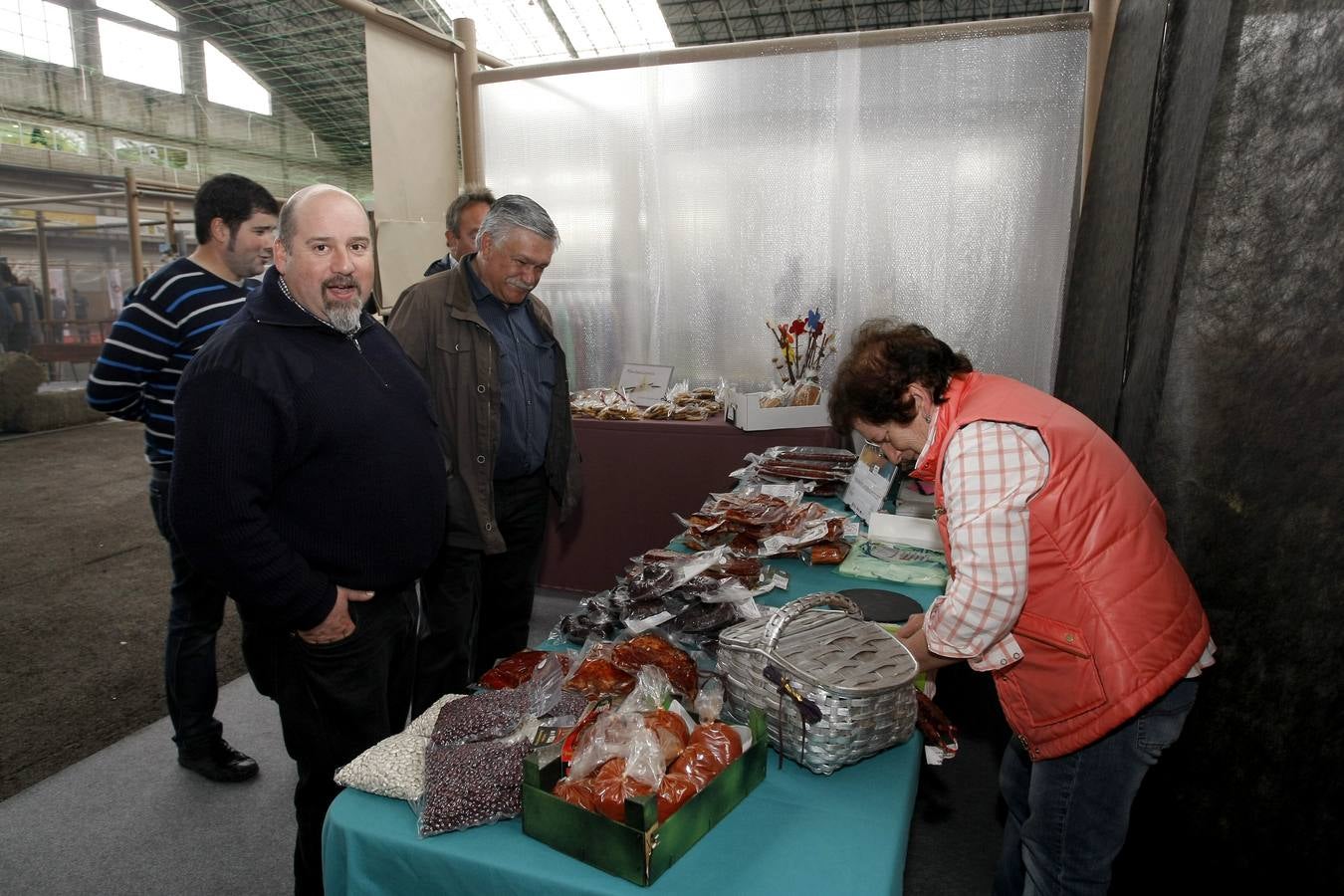 Feria del producto local y emprendimiento en Torrelavega