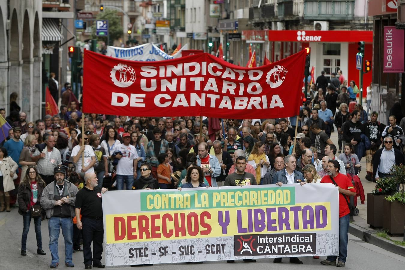 Manifestación del Primero de Mayo en Torrelavega