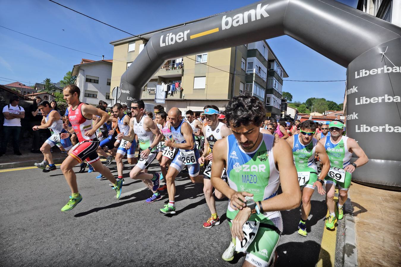 Gran participación en el duatlón en Cabezón