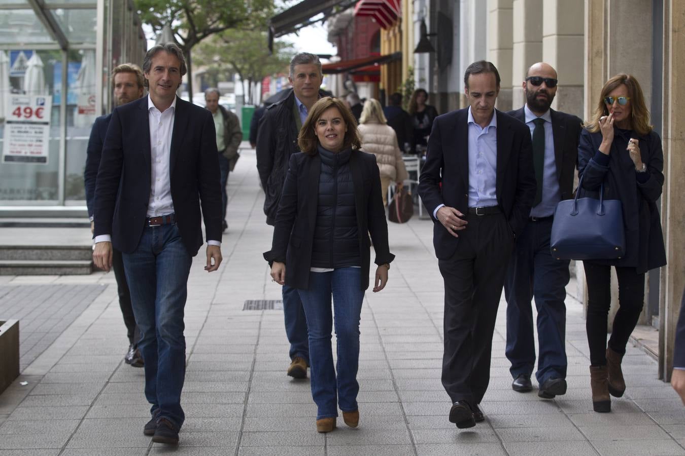 Visita de camapaña de Sáenz de Santamaría a Santander