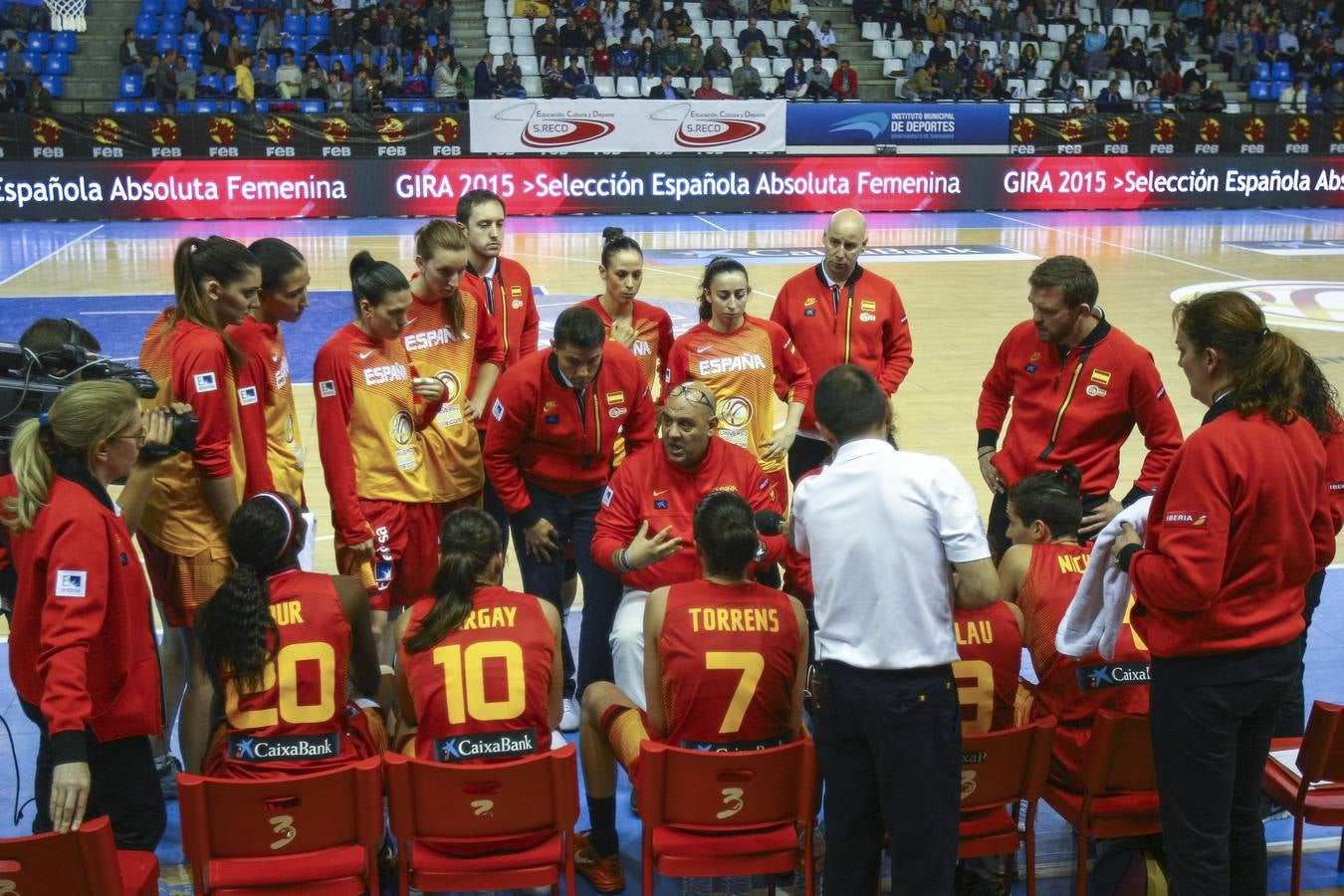 Torneo internacional de baloncesto femenino