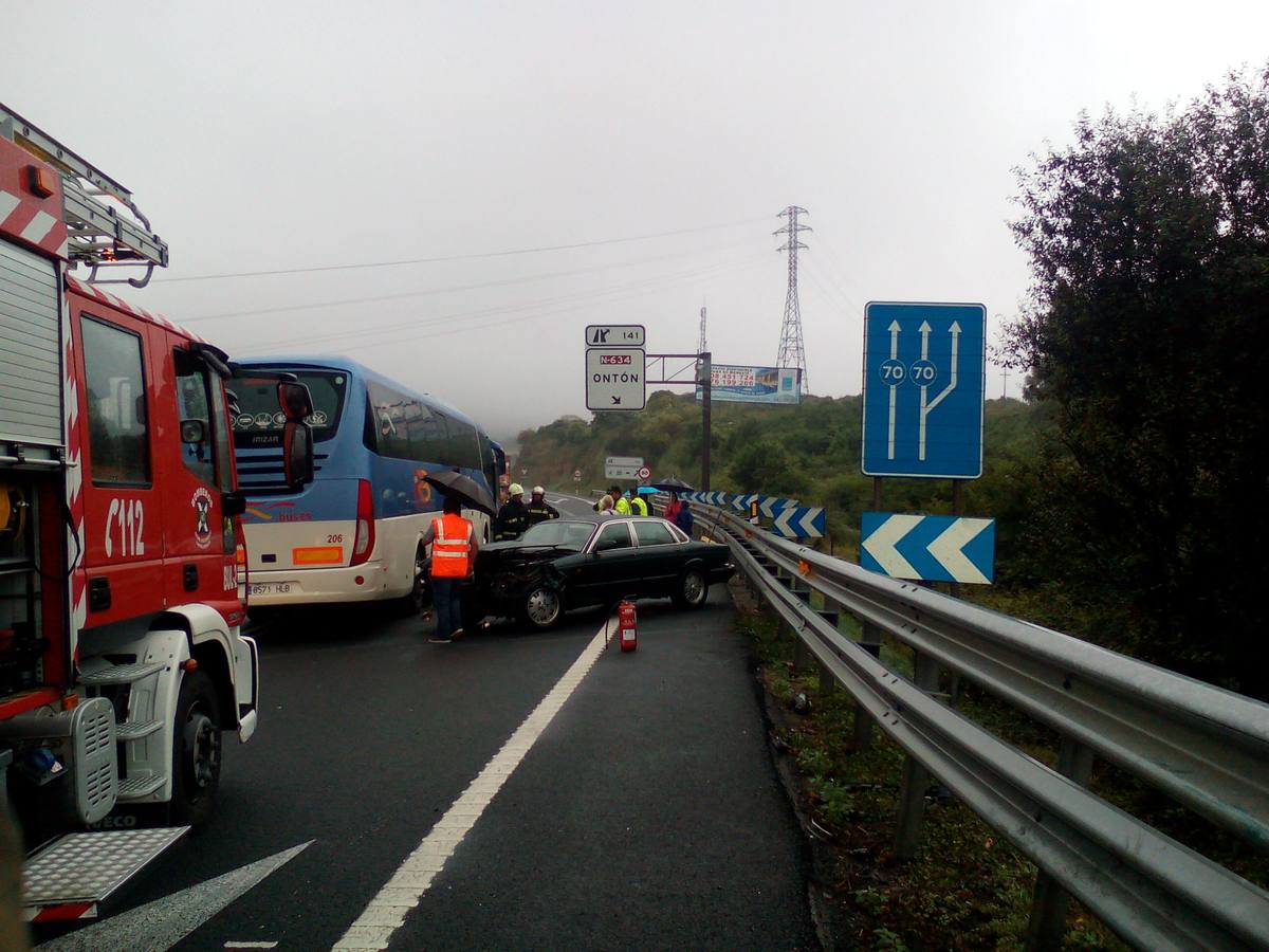 Jornada accidentada en la A-8