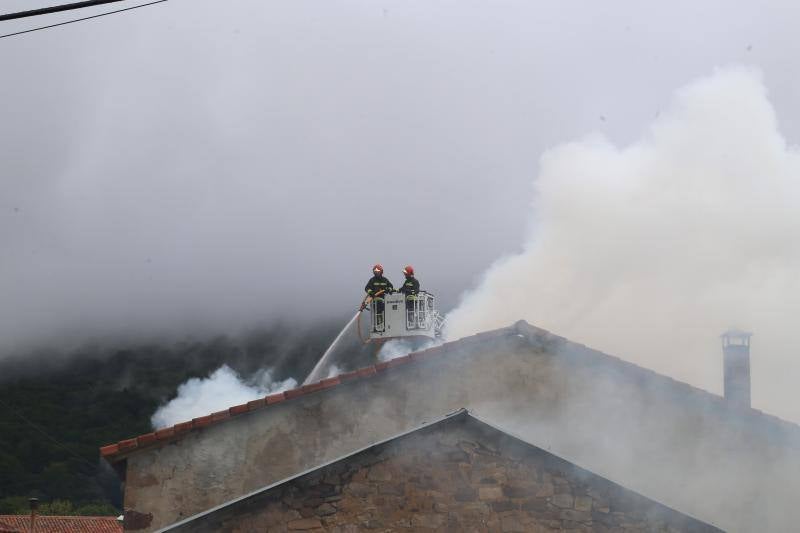 Incendio en Aguayo