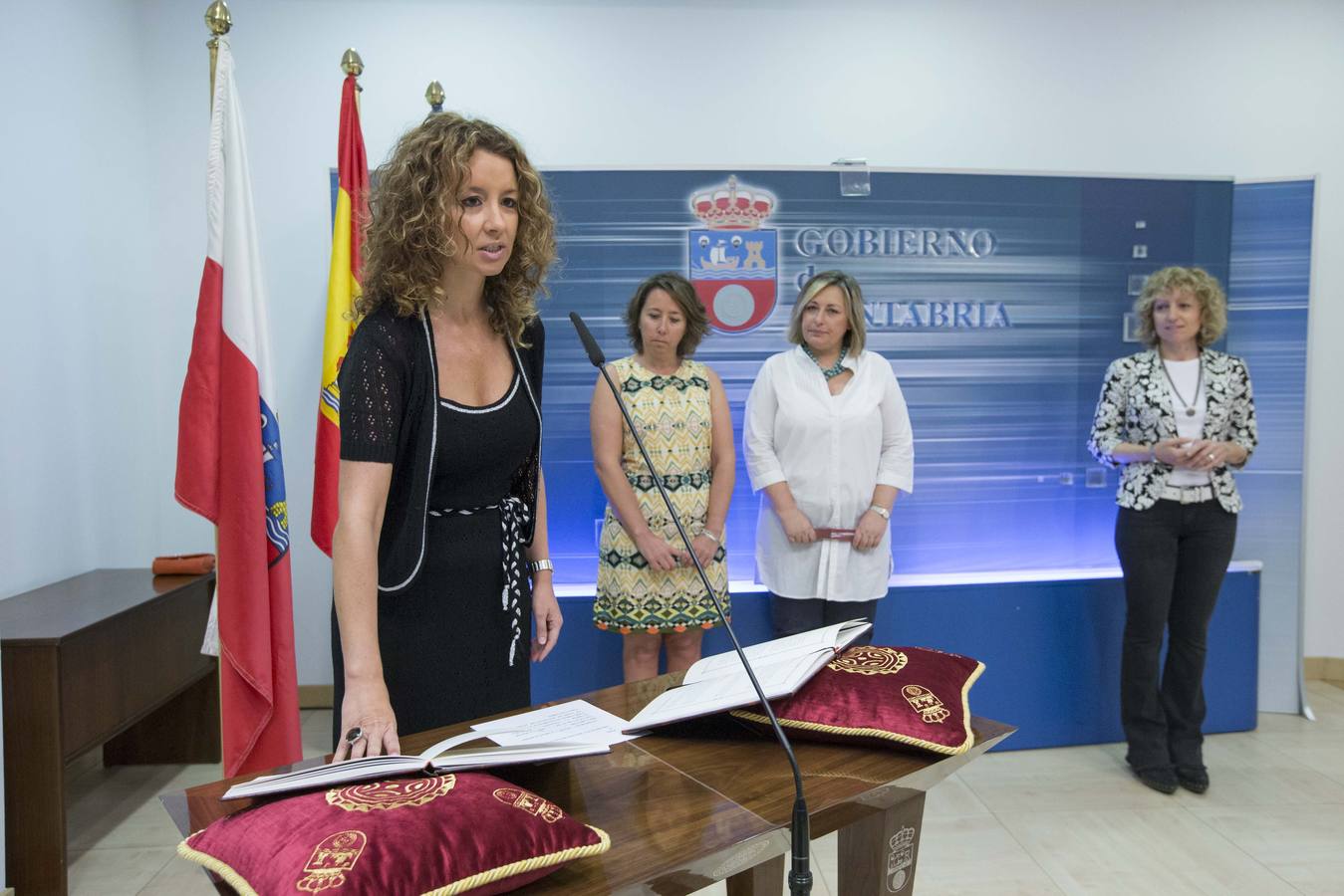 Toma de posesión de los nuevos altos cargos del Gobierno regional