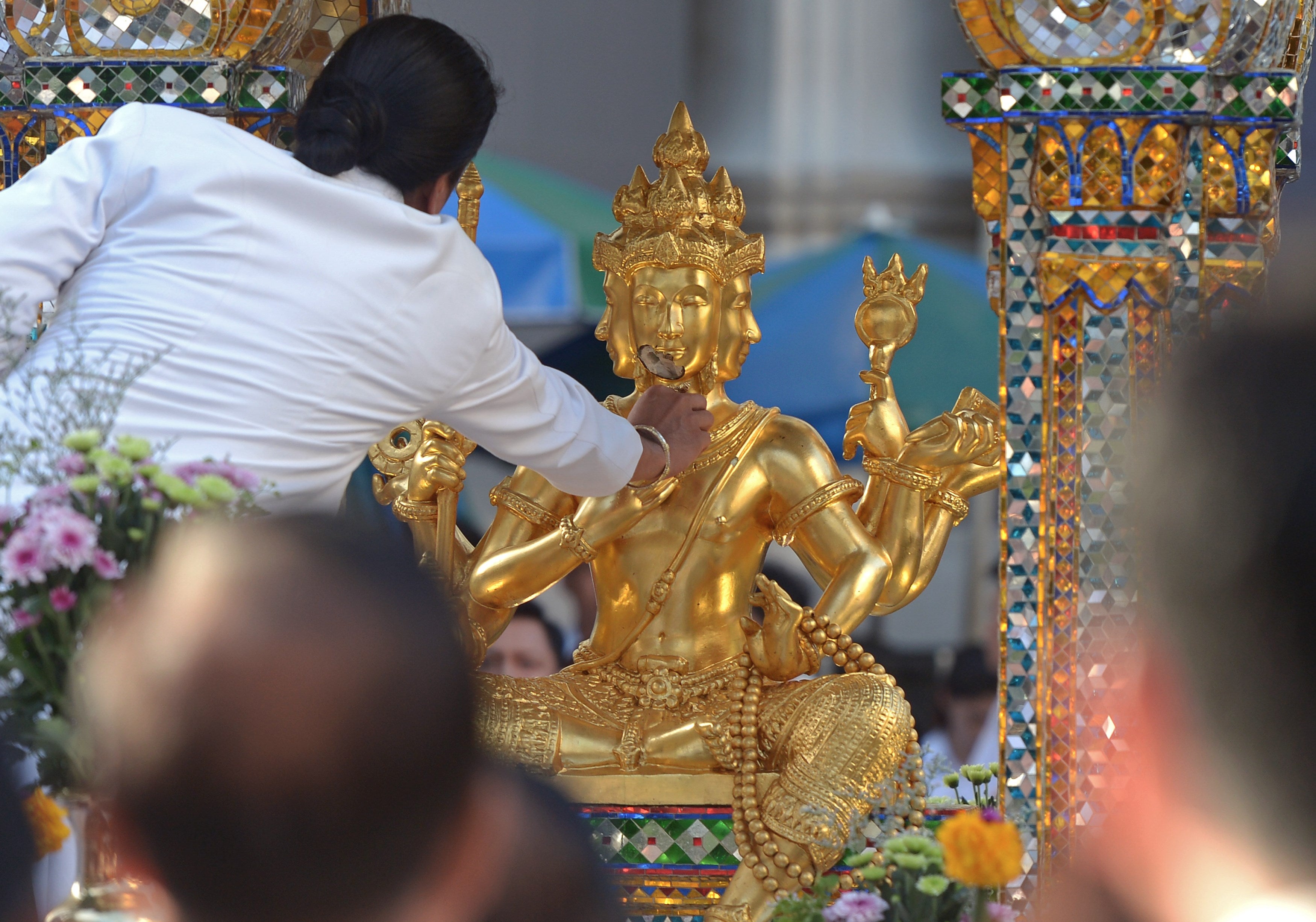 Erawan vuelve a la normalidad