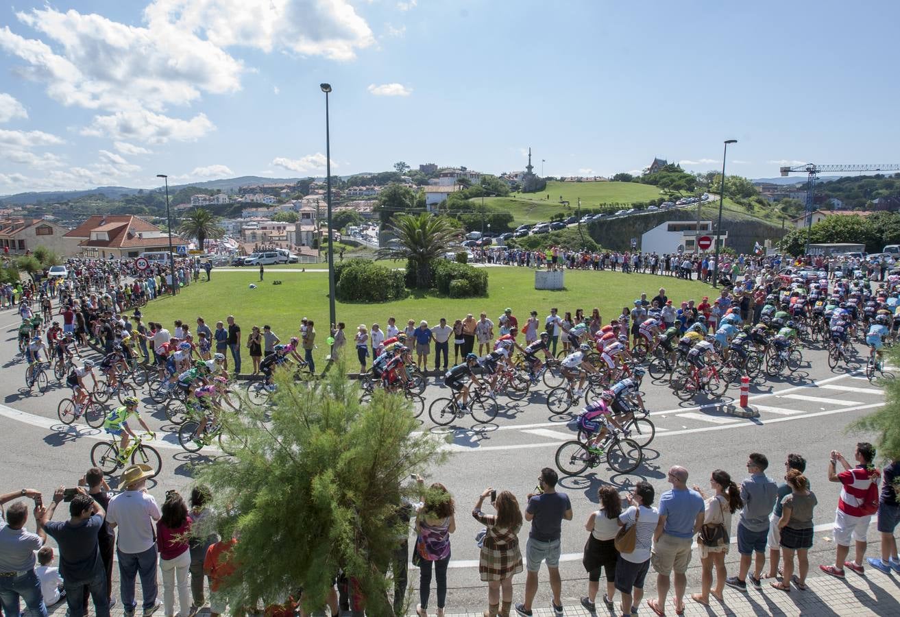 La Vuelta salió este domingo de Comillas