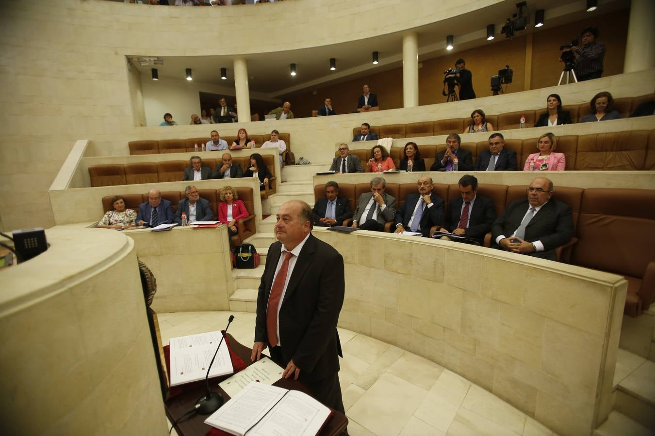 Pleno del Parlamento de Cantabria