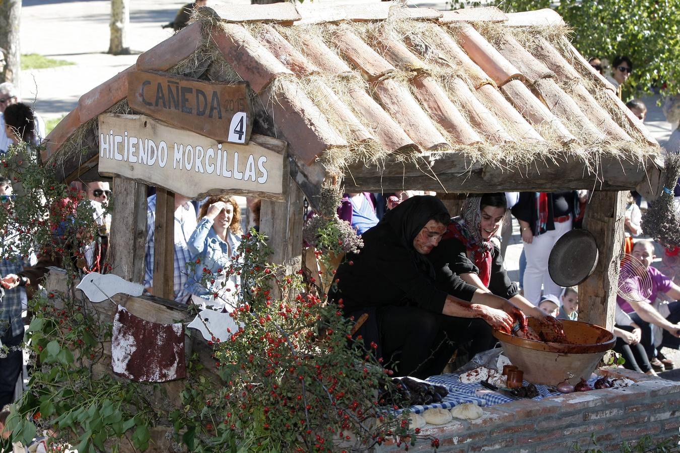 Desfile de carretas en el Día de Campoo