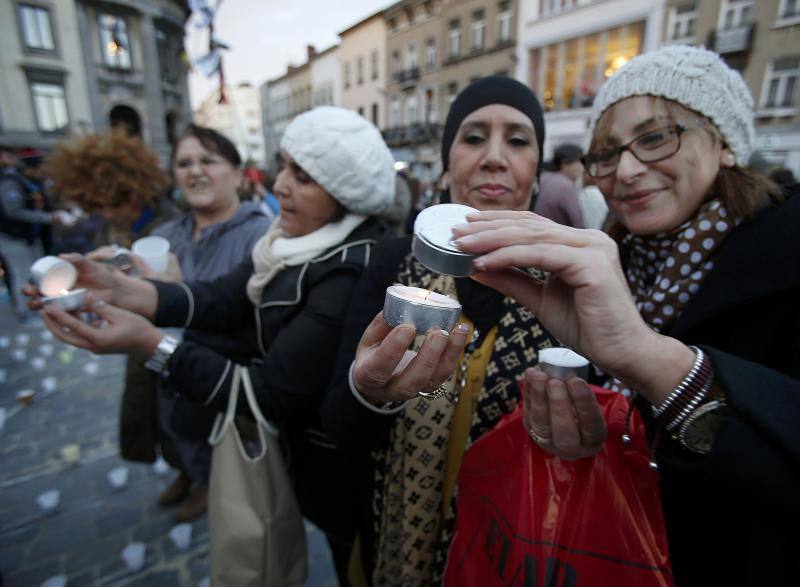 Molenbeek, hogar de los yihadistas, rinde homenaje a las víctimas de la masacre