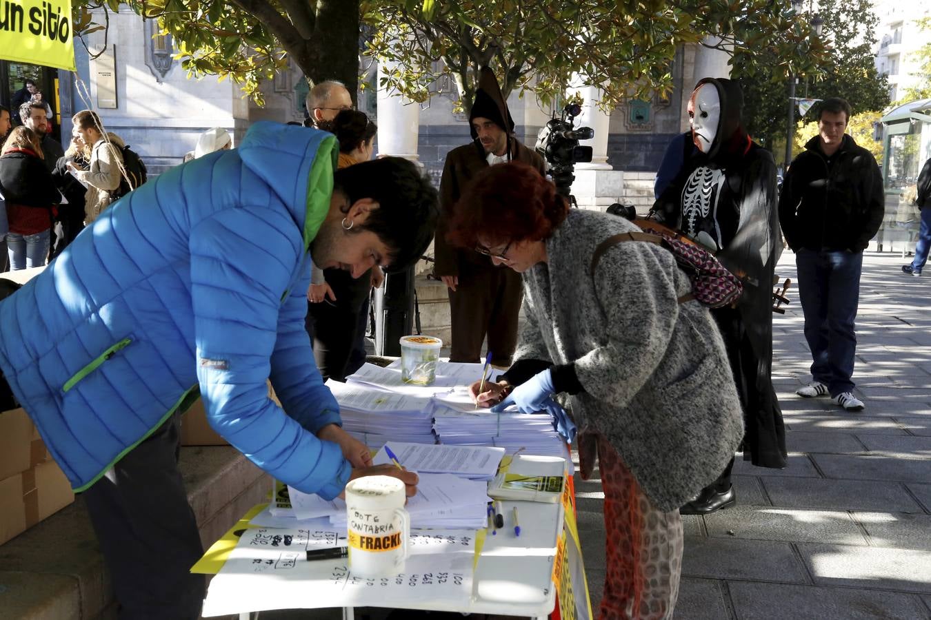 10.500 firmas contra el fracking