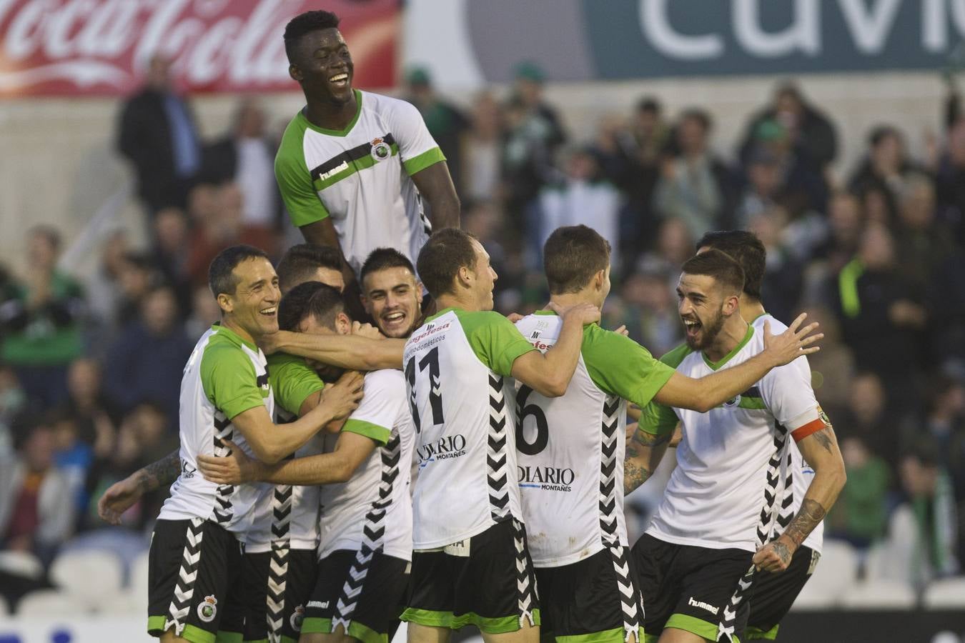 El Racing logra su cuarta victoria consecutiva