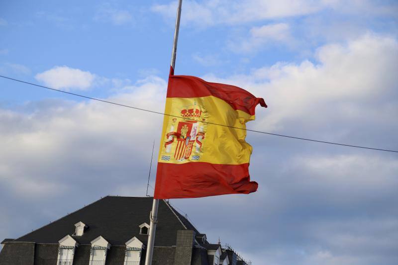 Un minuto de silencio por las víctimas del atentado de Kabul