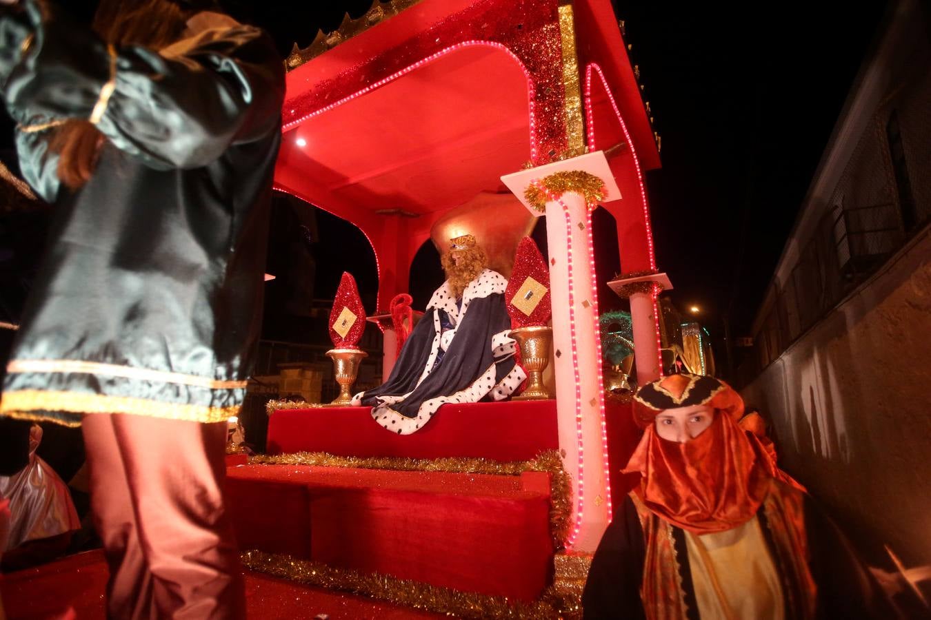 Los Reyes Magos recorren la zona oriental de Cantabria