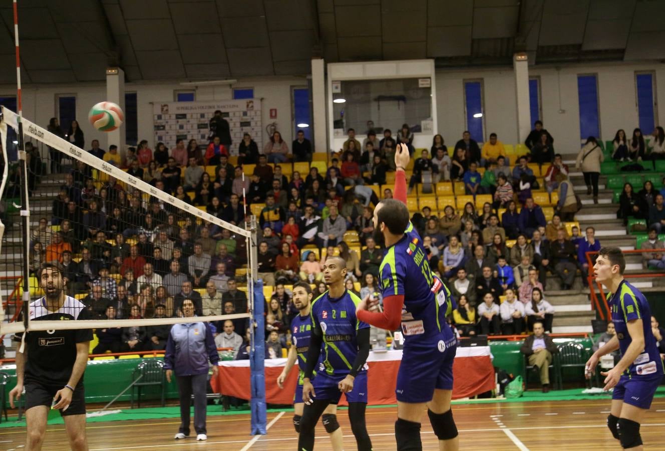 El Textil Santanderina gana un partido vital en su casa