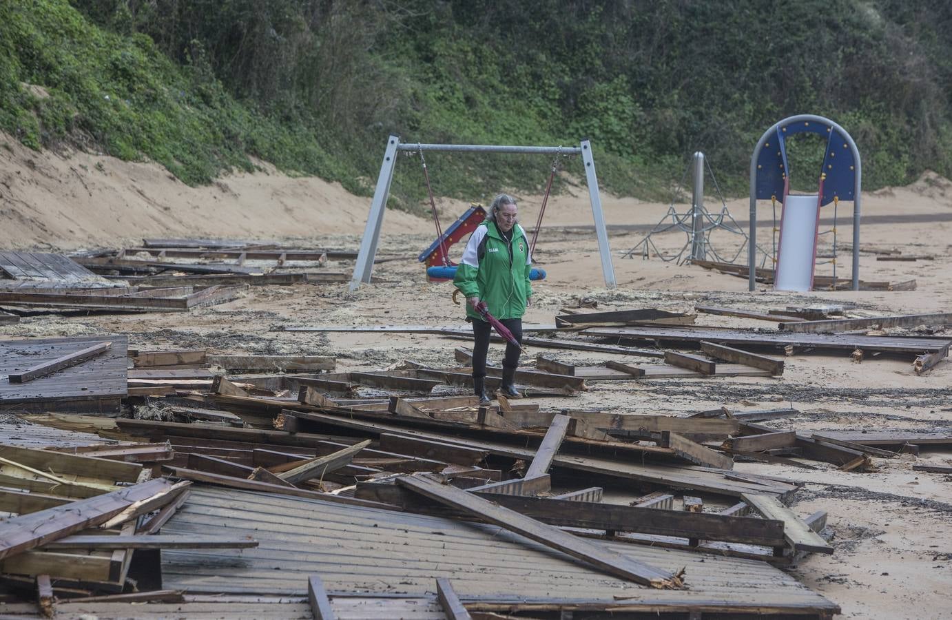 Santander se despierta tras el temporal