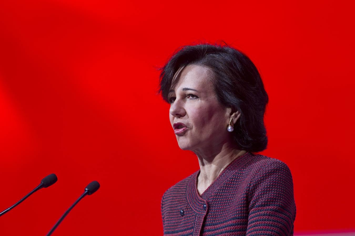 Ana Botín pide estabilidad política