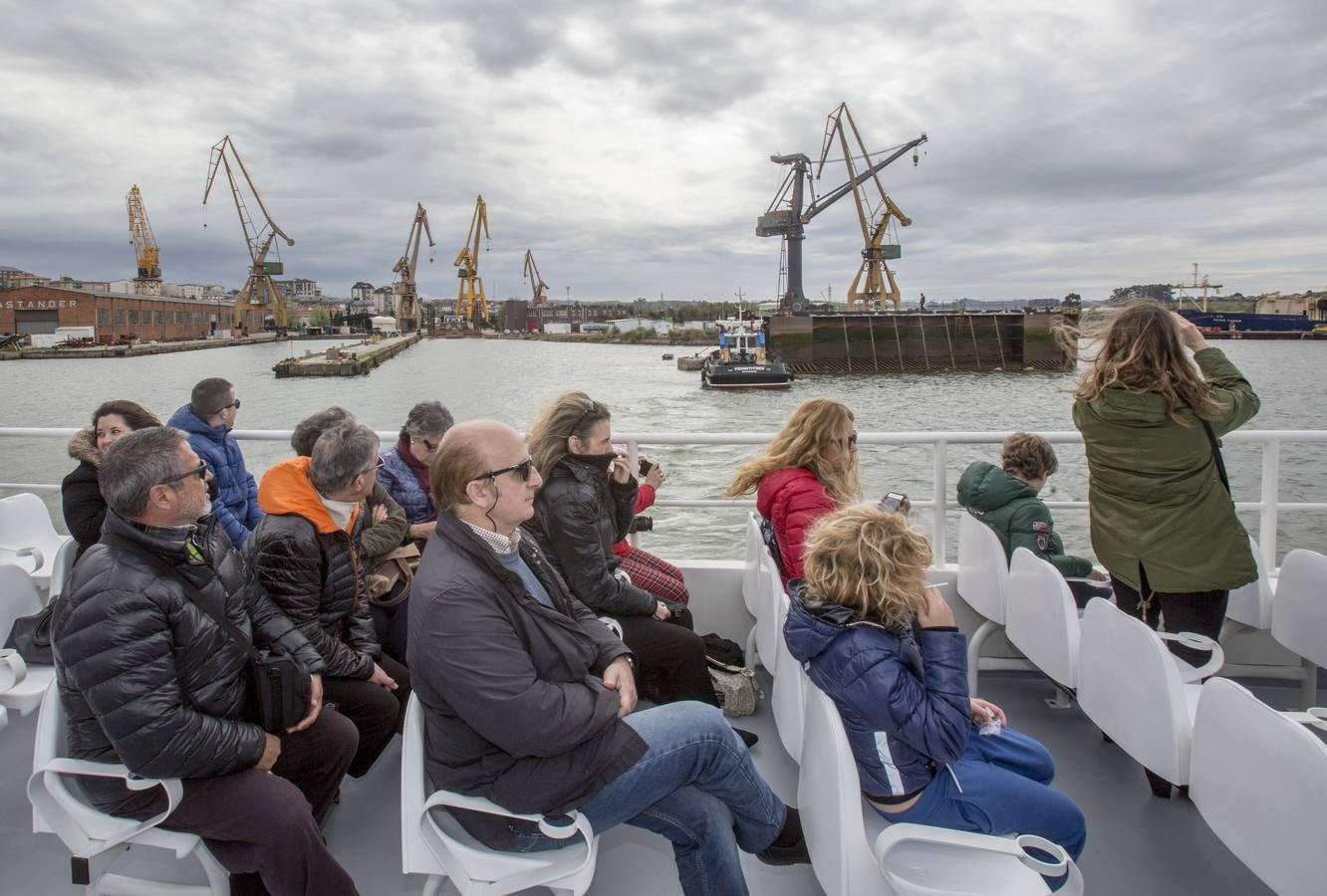 Bahía Tours prueba su idea de una conexión maritima con el aeropuerto