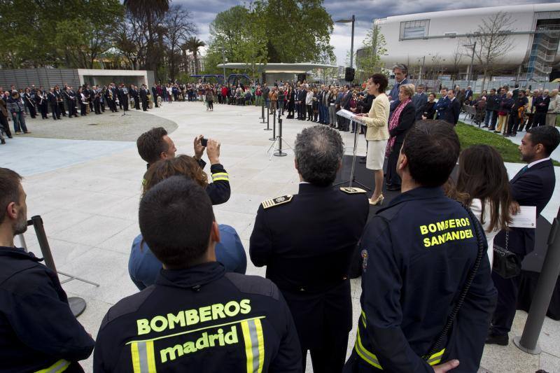 Santander salda su deuda con los héroes del incendio