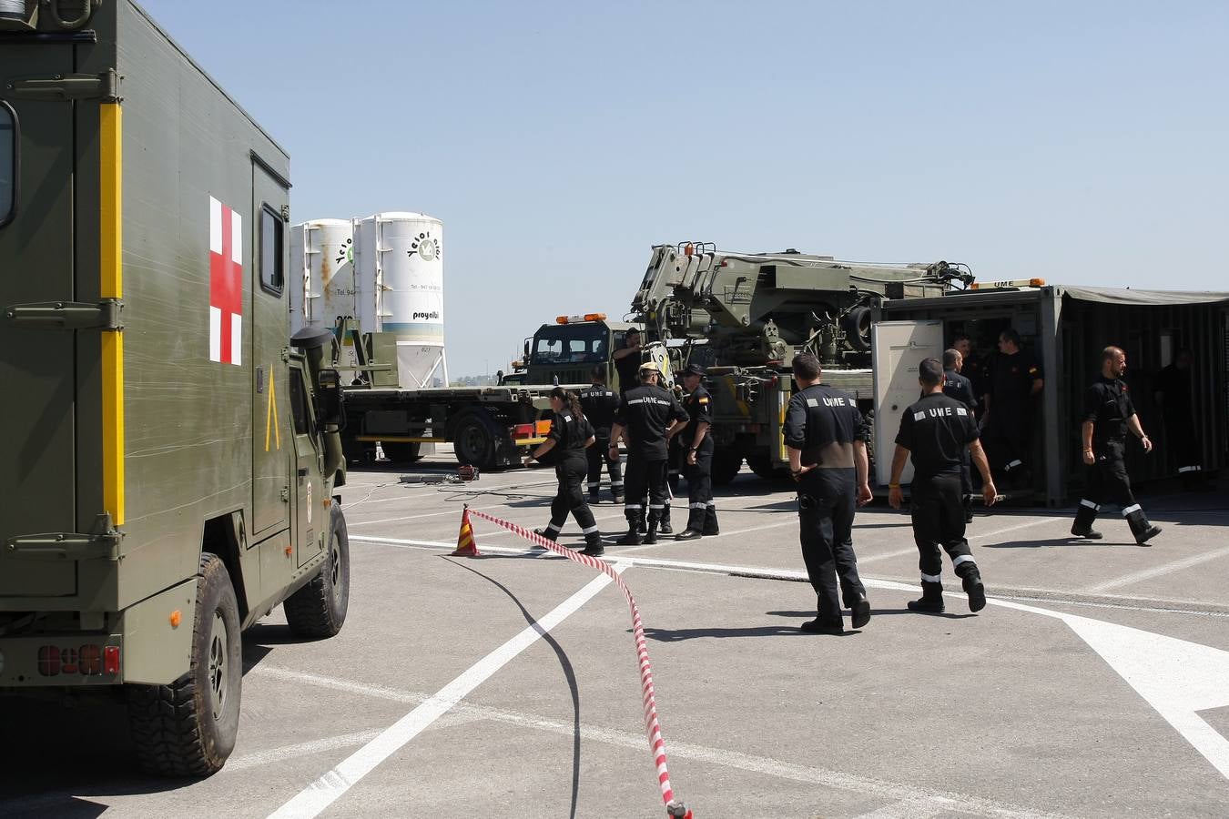 La unidad militar de emergencias realiza sus primeras maniobras