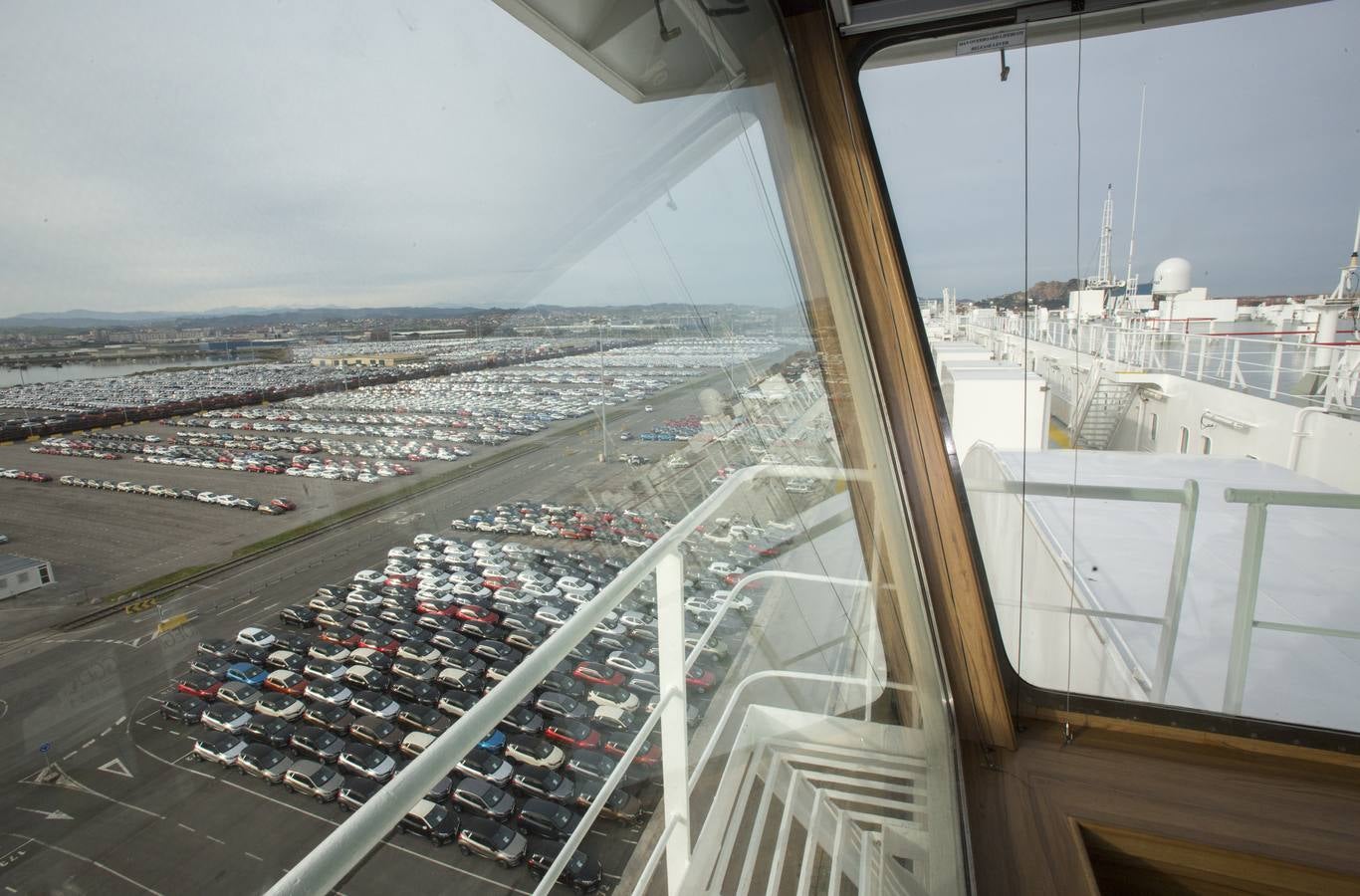 La flota sin dueño del puerto de Santander