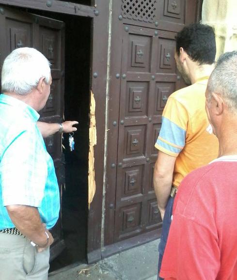 Robo frustrado de noche en la iglesia de Santa María de Laredo