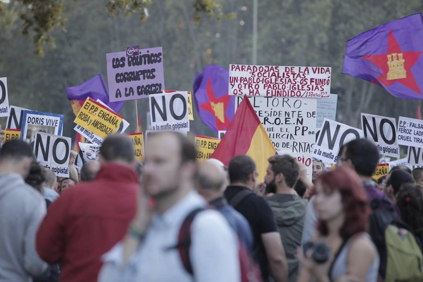 'Rodea el Congreso' por la investidura de Rajoy