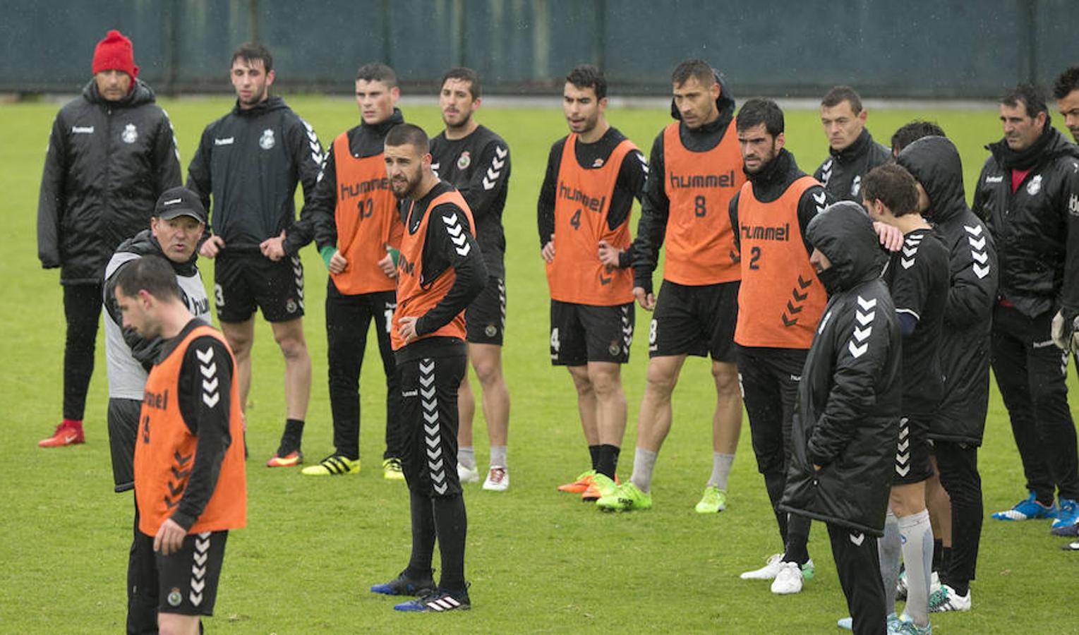 El Racing prepara su encuentro contra el Guijuelo