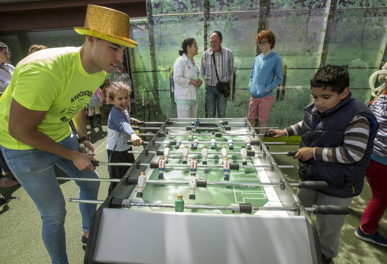 Valdecilla celebra el "Día del niño hospitalizado"